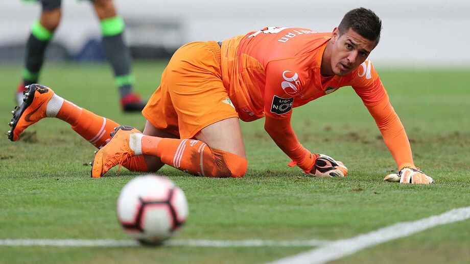 Jhonatan é reforço do V. Guimarães para agitar a baliza