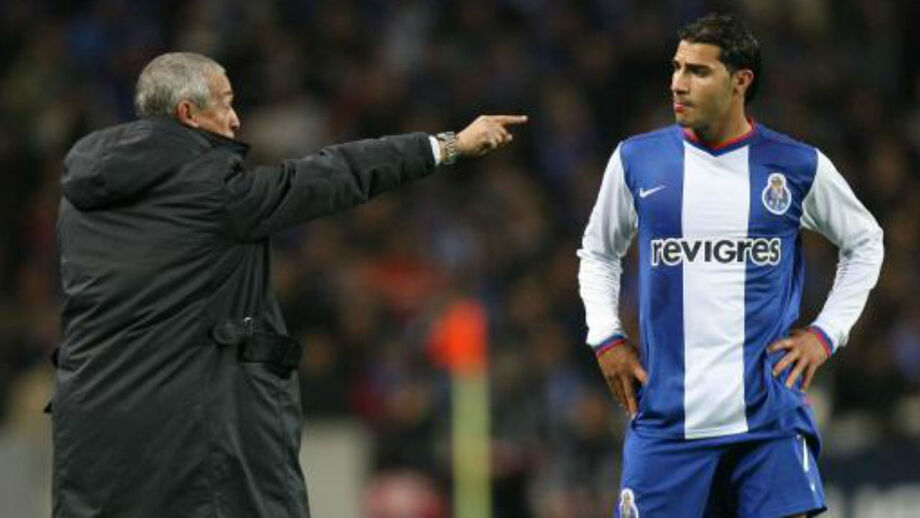 Scouting de Mourinho ao FC Porto esmiuçou tudo: dos livres de Quaresma às quedas de Postiga