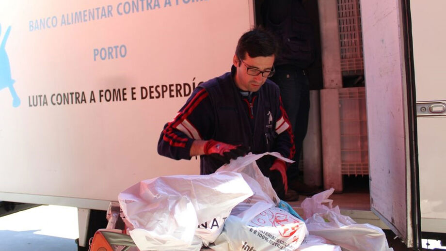 Campanha solidária recolhe duas toneladas de alimentos