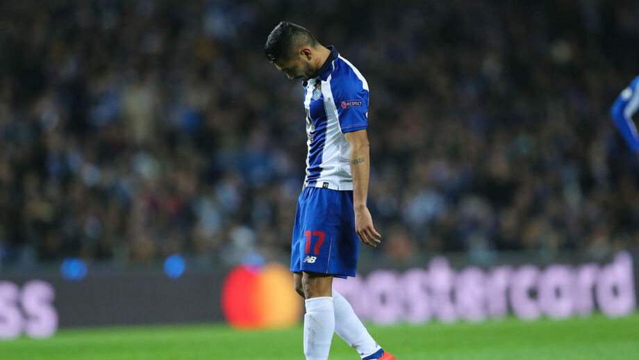 FC Porto garante que mexicanos sabiam da lesão de Corona