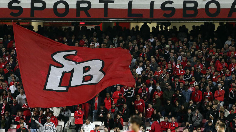Benfica e FC Porto de acordo em tirar cadeiras na zona das claques