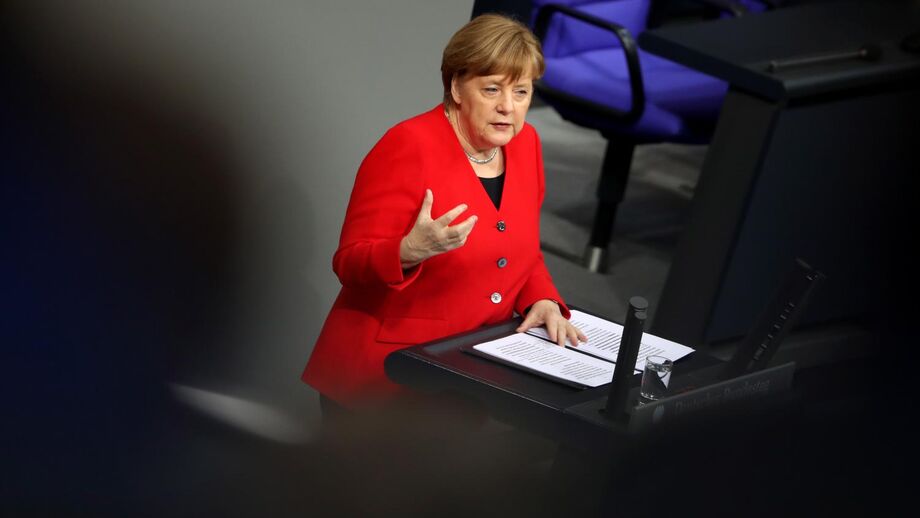 Merkel aceita pedido de May se Parlamento britânico aprovar acordo de saída na próxima semana