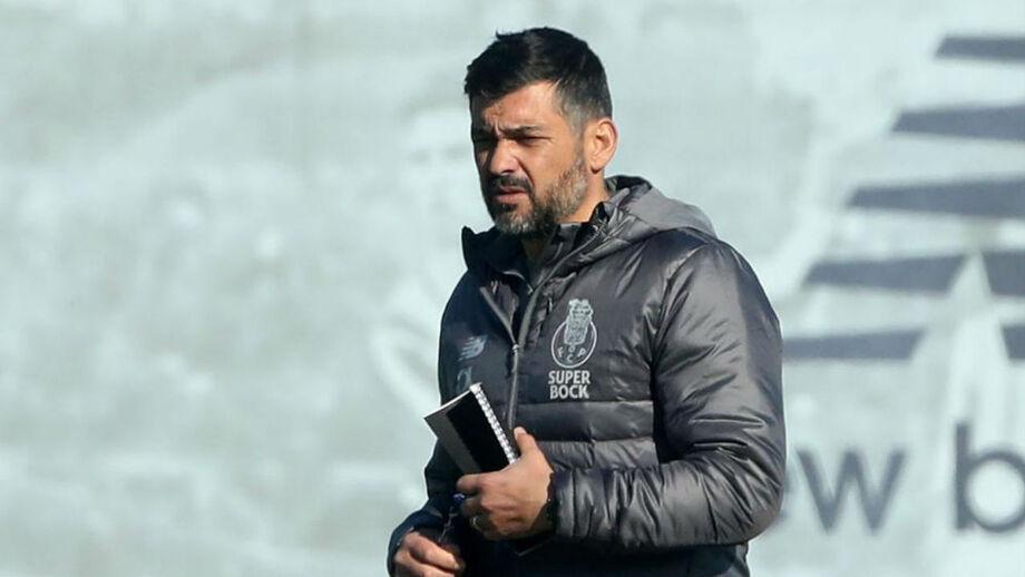 Catorze baixas e três 'reforços' no treino do FC Porto
