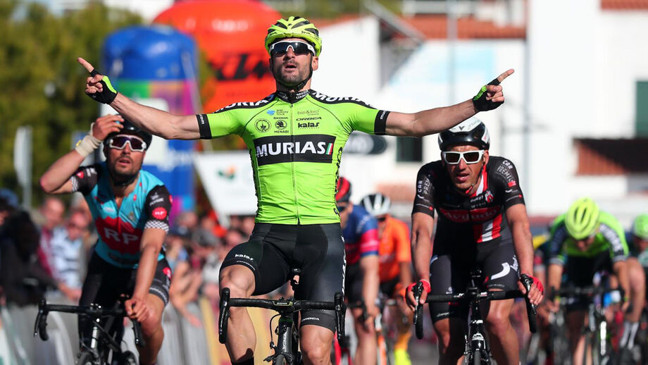Volta ao Alentejo: Enrique Sanz repete triunfo e mantém camisola amarela