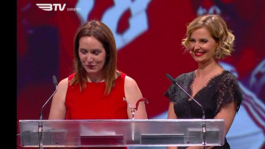 Futebol feminino do Benfica pede