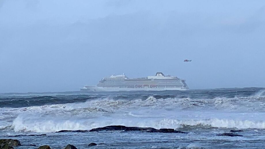 Mais de 1.300 pessoas retiradas de cruzeiro à deriva na costa norueguesa