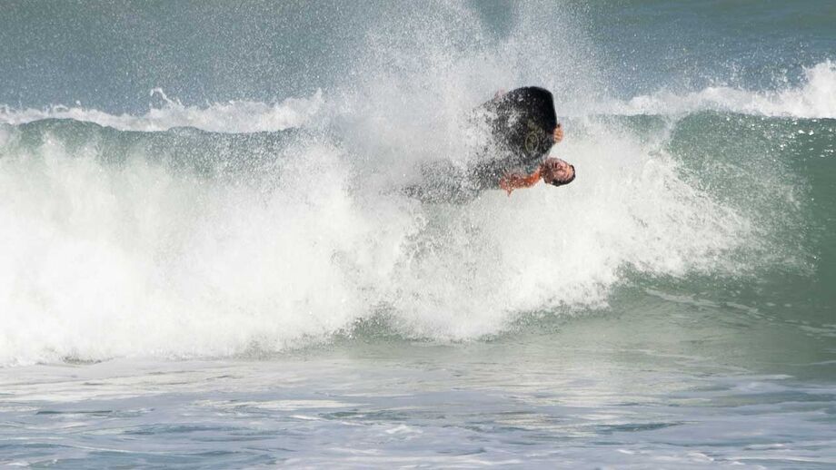 Daniel Fonseca e Manuel Centeno em destaque no arranque do Nacional de Bodyboard