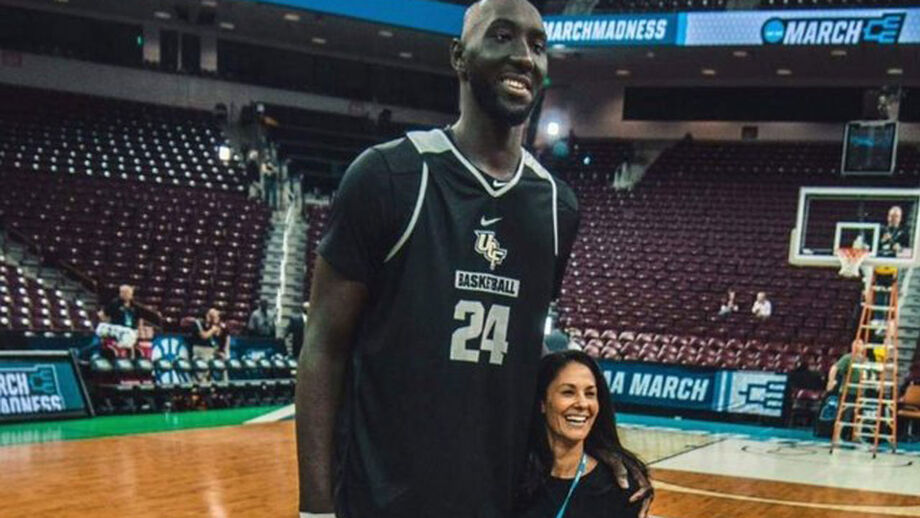 Tacko Fall tem 2,30m e deu nas vistas na 'March Madness'... por razões óbvias