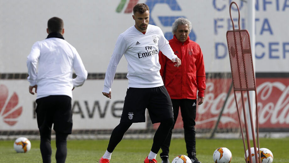 Seferovic perto do regresso