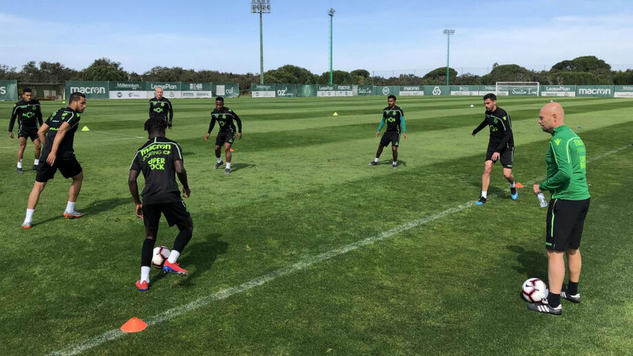 Doumbia e Ristovski já regressaram a Alcochete