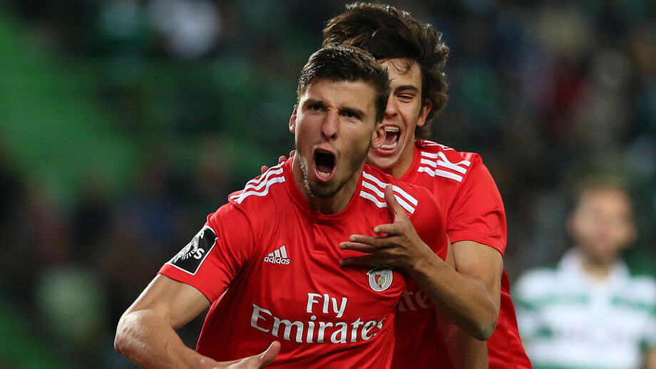 Rúben Dias atira-se a recorde de jogos