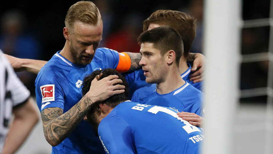Hoffenheim goleia Bayer Leverkusen e aproxima-se dos lugares europeus