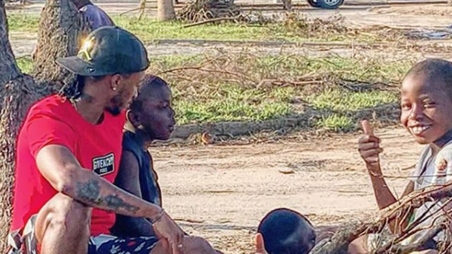 Yannick Djaló em Moçambique para ajudar
