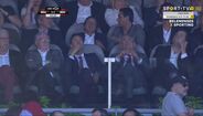 Vieira discutiu com Salvador o lance do segundo penálti para o Benfica