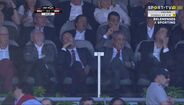 Vieira discutiu com Salvador o lance do segundo penálti para o Benfica