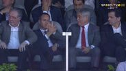 Vieira consolou Salvador no fim e deu uma 'palmadinha' no presidente bracarense