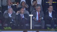 A reação de Vieira ao golo de Rafa
