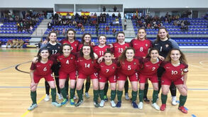 Seleção feminina de sub-19 repete triunfo sobre Espanha