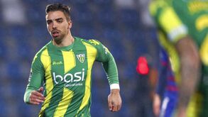 Seis ausências no Tondela para a receção ao Portimonense