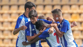 FC Porto vence e pressiona Benfica na liderança