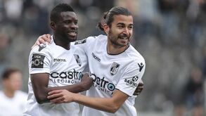 V. Guimarães resolveu cedo e chegou à goleada