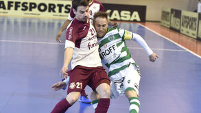 Benfica e Sporting não falham  e prometem luta até ao fim 