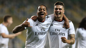 Benfica B supera Oliveirense e sobe ao pódio