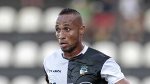 Delmiro rescinde com o Farense