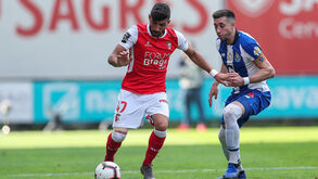 Esgaio avança para render Goiano