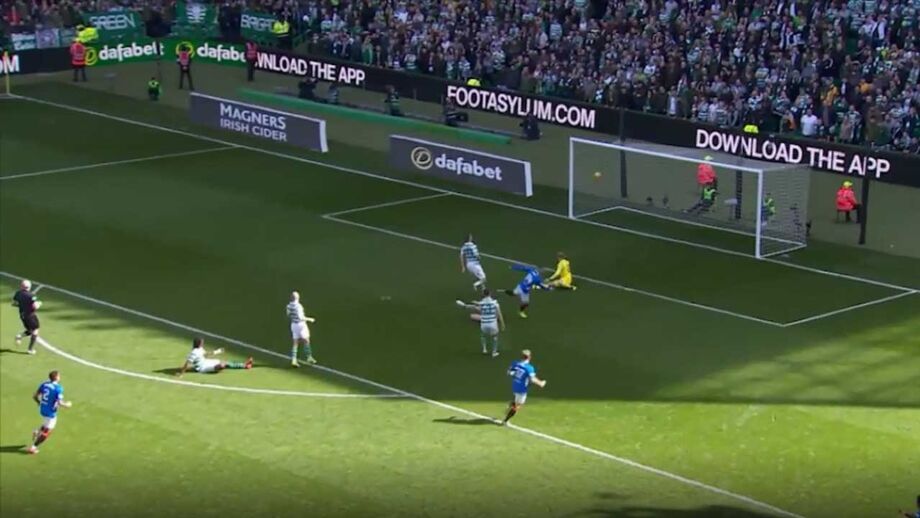 Celtic vence Rangers em dérbi intenso com polémica à mistura