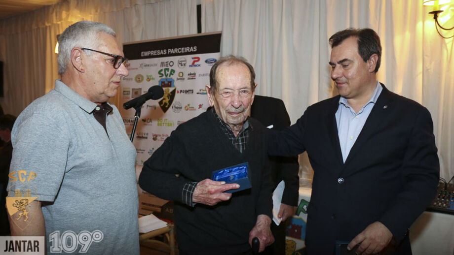 Farense homenageia referências no 109.º aniversário