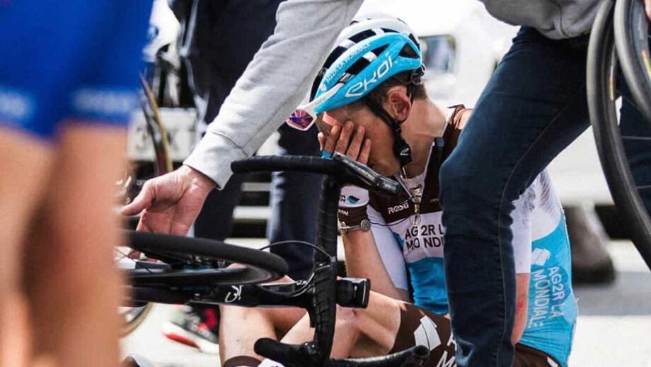 Ciclistas roubados após queda na Volta à Catalunha