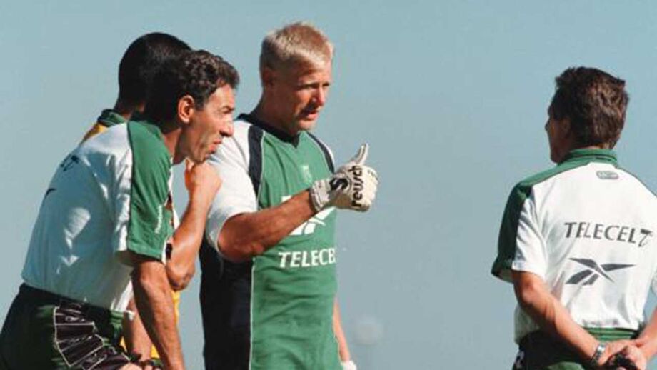 Peter Schmeichel e a comida 'racionada' por Materazzi no Sporting: «Estava sempre com fome»