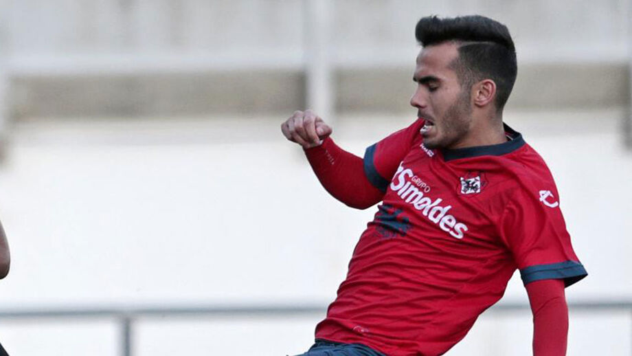 P. Ferreira-Oliveirense, 0-1: Líder surpreendido em casa