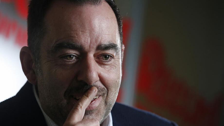 Monaco é opção para Carlos Freitas