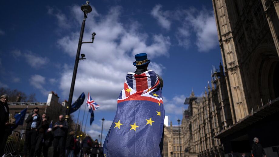 Líderes da União Europeia acordam adiamento do Brexit até 31 de outubro