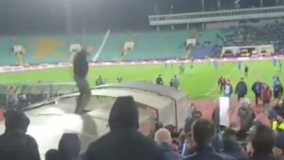 Penálti nos últimos minutos motiva confrontos nas bancadas na Bulgária