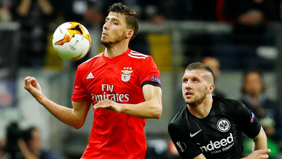 Rúben Dias após eliminação do Benfica: «Resultado fica claramente marcado por um erro»