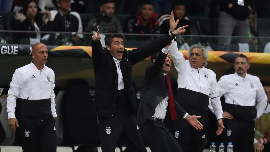 Bruno Lage fez sinal do VAR ao árbitro: «Se ele levou isso como uma ofensa para me expulsar...»
