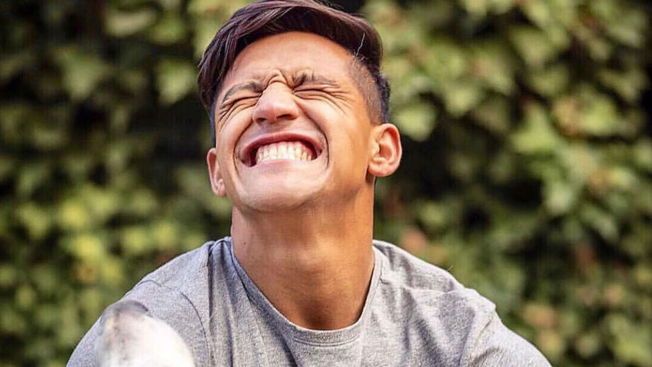 Alexis Sánchez acusado por modelo venezuelana de fazer falsas promessas de amor