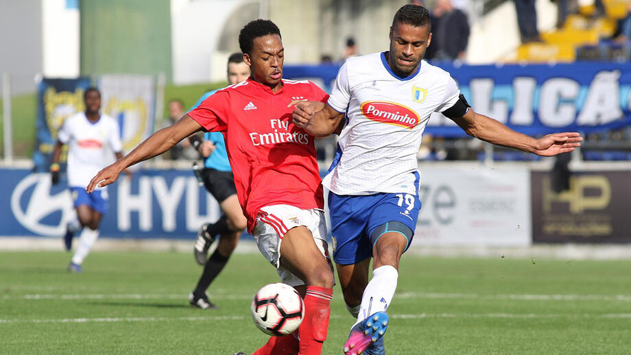 Benfica B-Famalicão, 1-3: Subida mais próxima após triunfo no Seixal