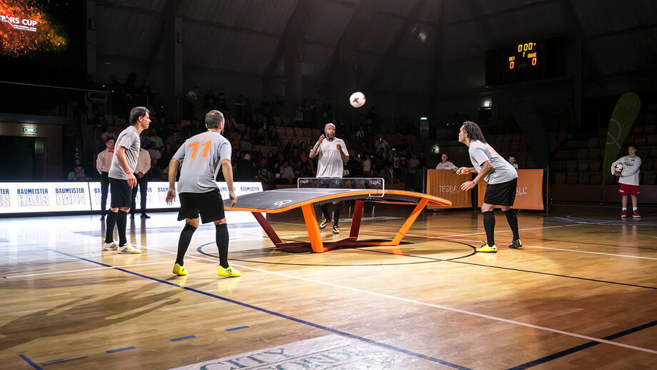 Teqball: Conheça o novo futebol de mesa