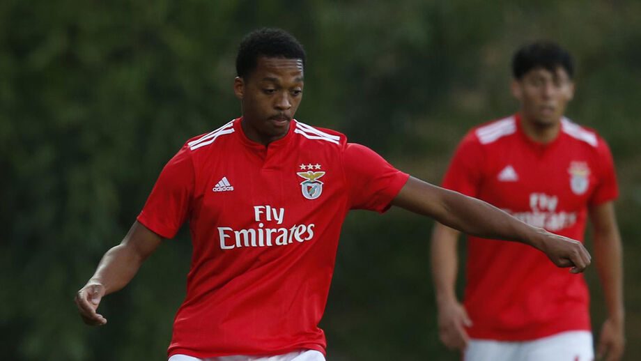 Willock cativa Bruno Lage