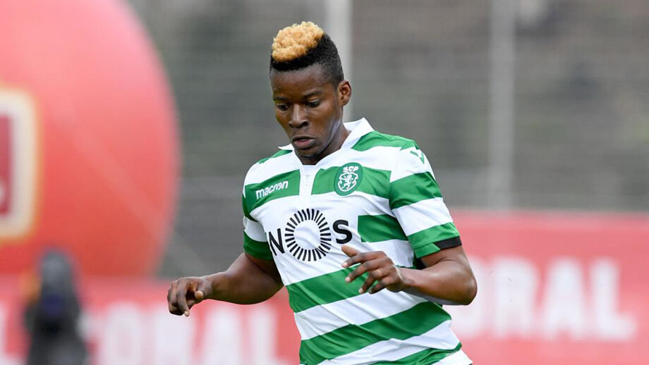 Doumbia mantém titularidade pela primeira vez