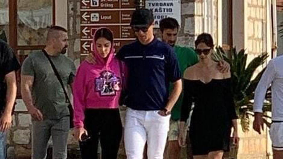 Cristiano Ronaldo celebra título nas praias da Croácia