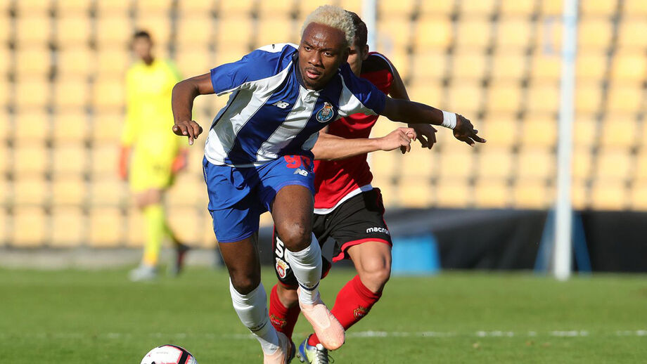 Kelechi retido na Nigéria ainda à espera de visto