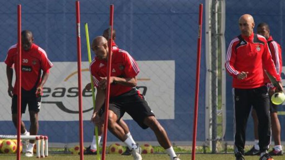 Luisão jogou até 2018; Pako Ayestarán já o antevia em 2008: «Profissionalismo impressionante»