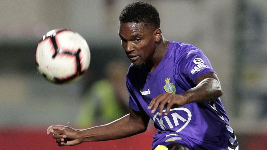 Mano acelera até aos 200 jogos