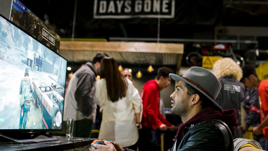 Days Gone™ apresentado na oficina Touratech PT