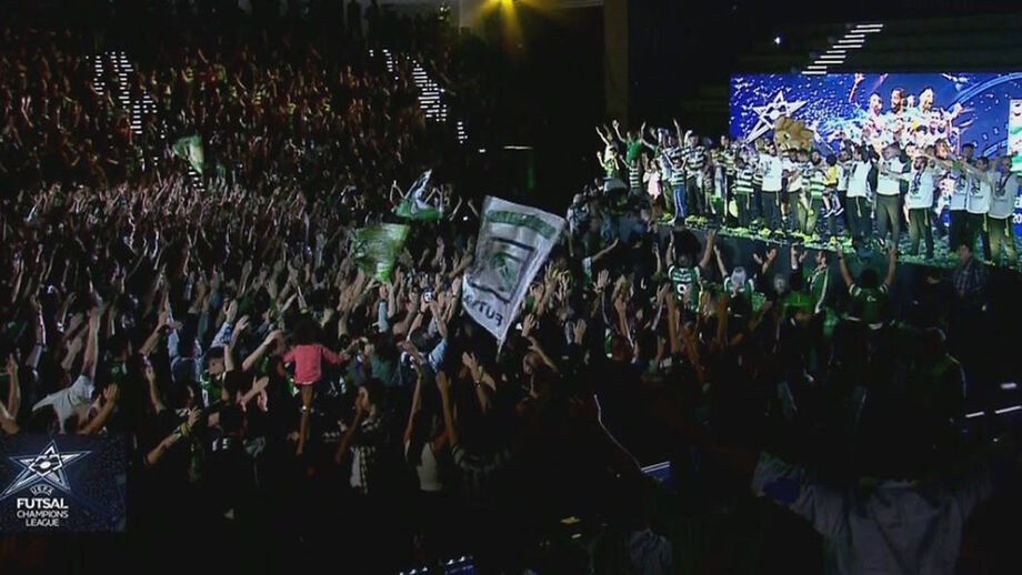 Depois da Câmara, loucura no Pavilhão João Rocha: assim foi a festa da equipa de futsal do Sporting